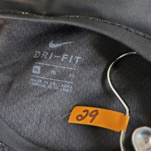 Nike Pro Women Warm Long Sleeve Top SZ XL Black Base Layer Running Semi Fitted - Picture 8 of 8